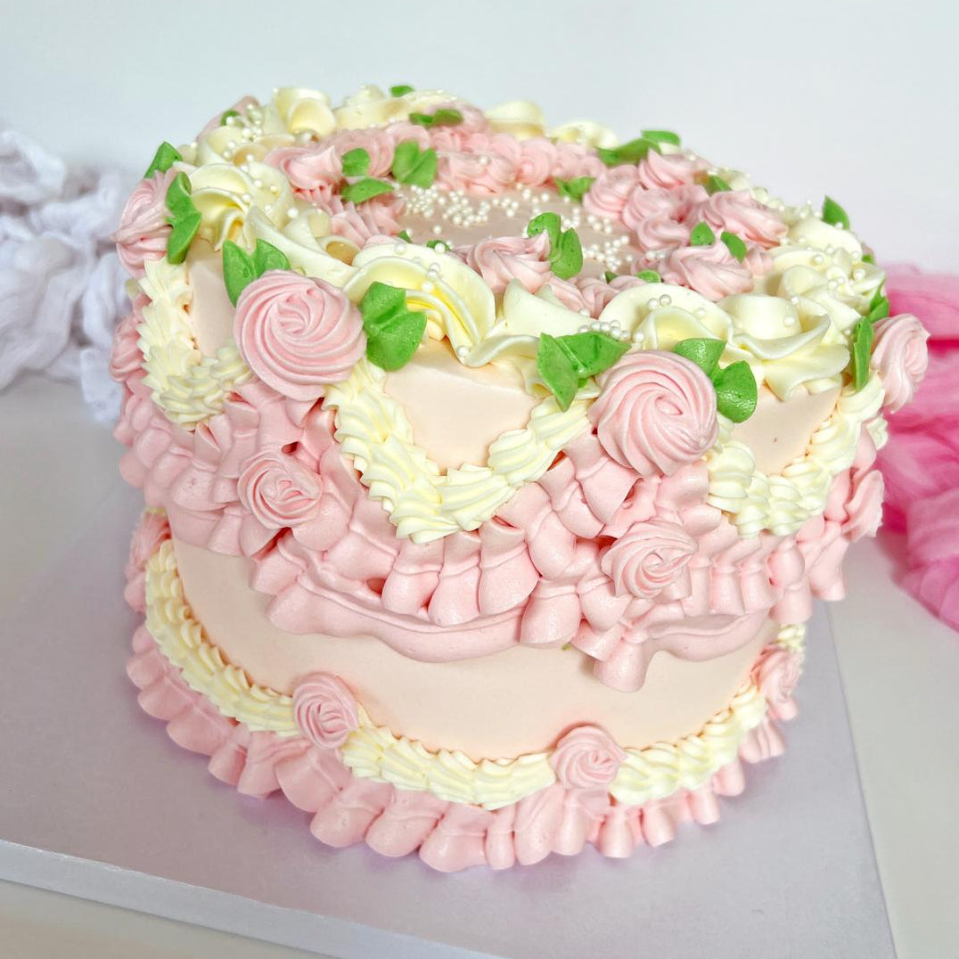 VintagecakesandHeartCakes1